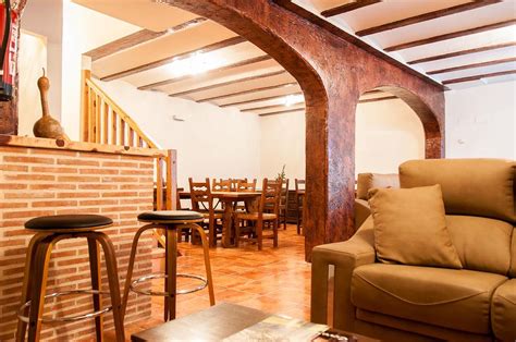 covarrubias hotels|alojamiento en covarrubias.